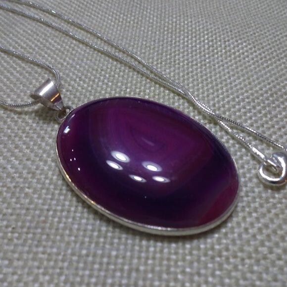Beautiful PURPLE BOTSWANA AGATE Handmade Sterling 925 Pendant/Chain #284C - Picture 2 of 3